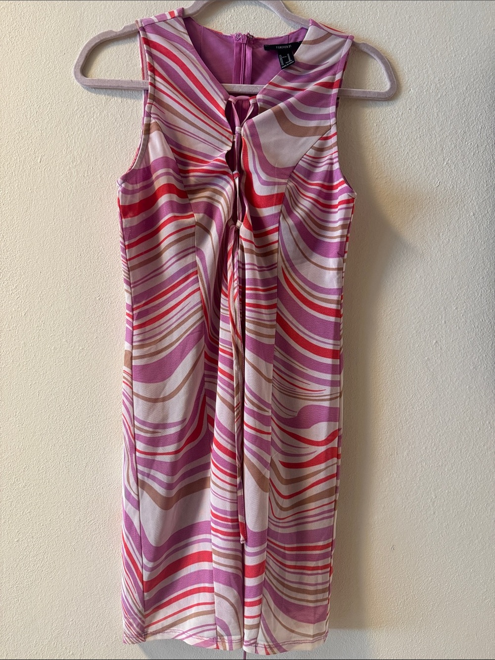 Forever 21 Pink & Red Swirl Sleeveless Shift Dress